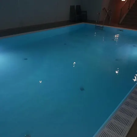 Апартаменты Am Pool Und 7 Neu